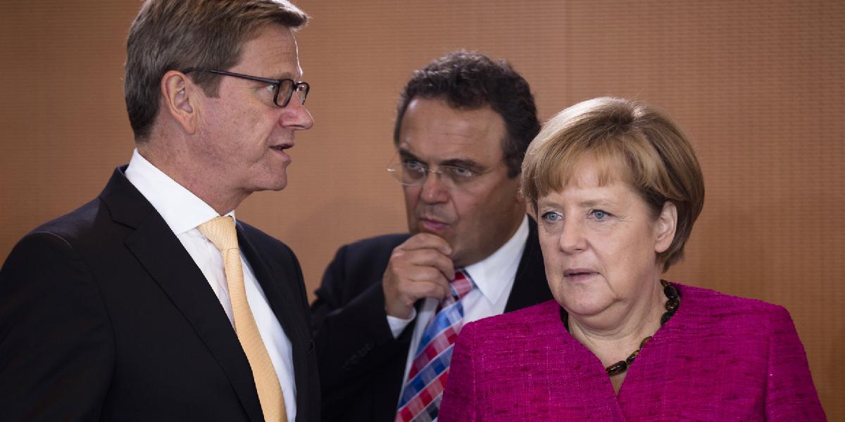 Ministri budú rokovať o Egypte, Merkelová chce stopnúť zbrane