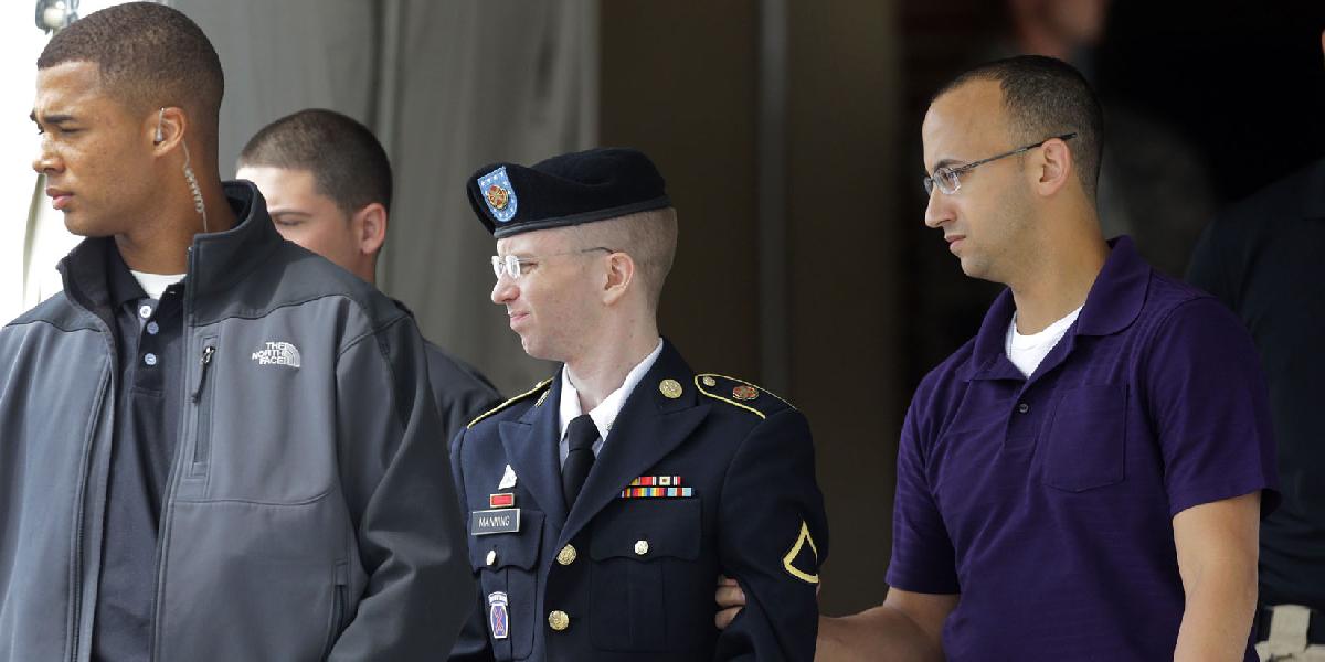 Súd dnes začne rozhodovať o udelení trestu pre vojaka Bradleyho Manninga