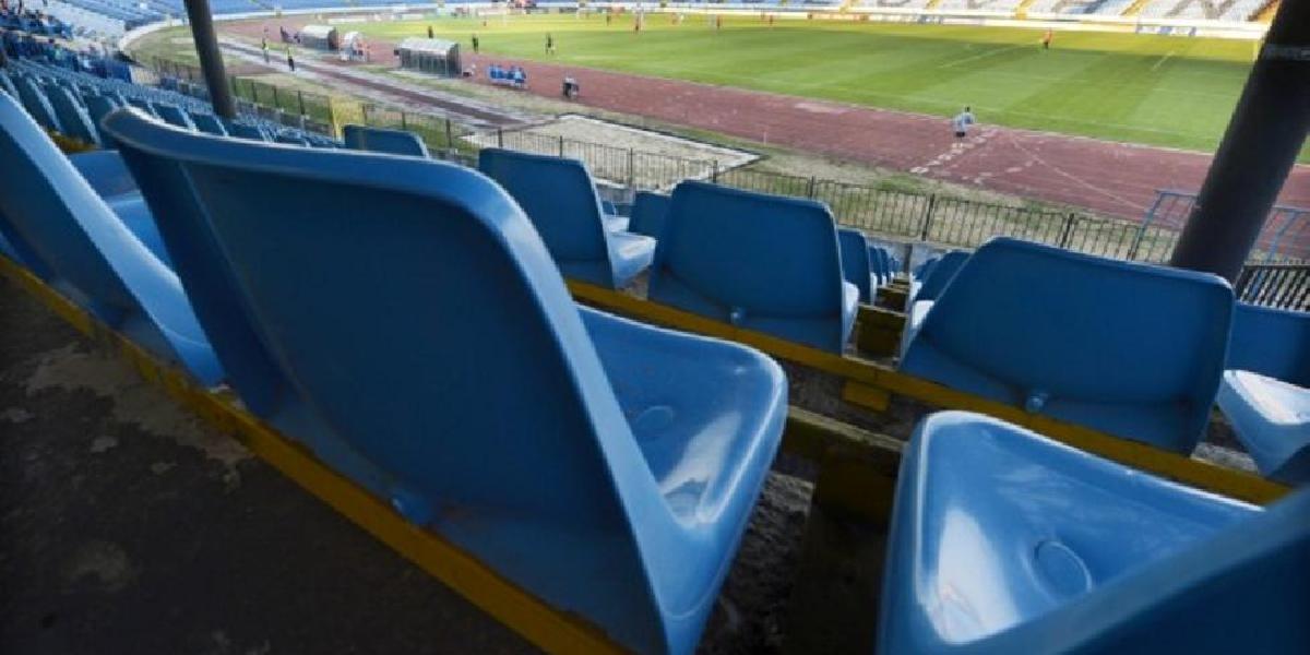 Slovanu uzavreli štadión na tri zápasy a zaplatí pokutu 15.000 eur