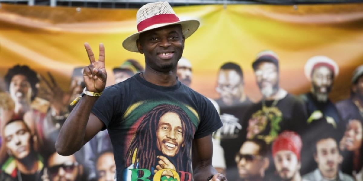 Prvý deň Uprisingu sa niesol v znamení Boba Marleyho