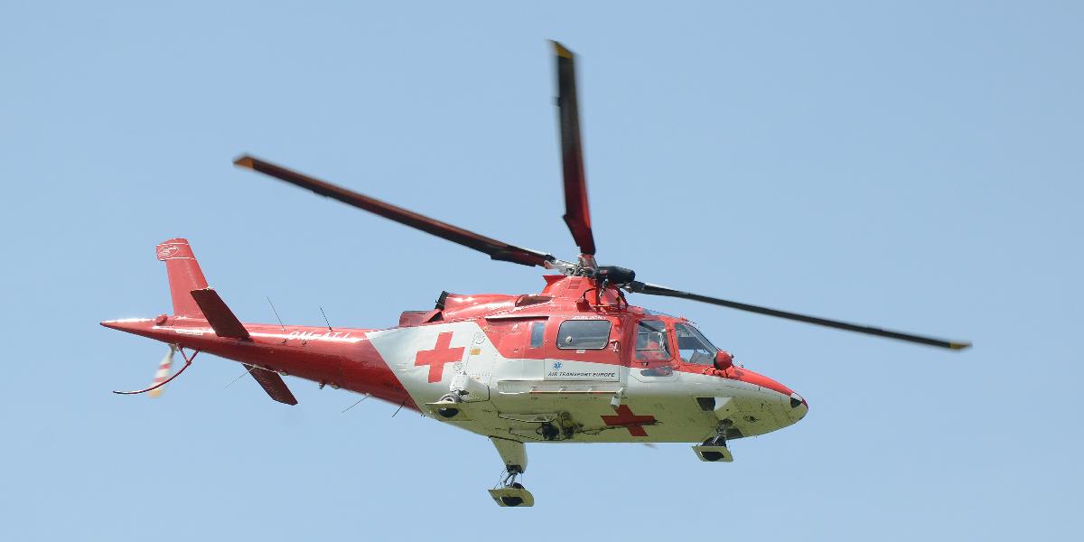 Muž spadol na Zobore z dvadsaťmetrovej výšky, zasahoval vrtuľník