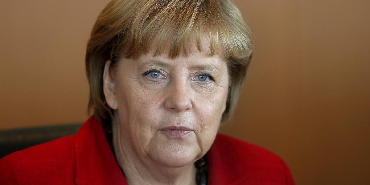 Merkelová: Grécko nemalo vstúpiť do eurozóny