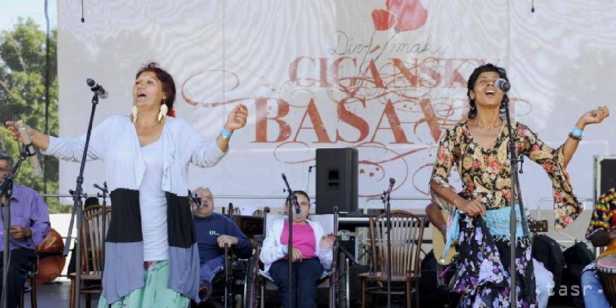 Cigánsky Bašavel sa vracia ku koreňom rómskych tradícií