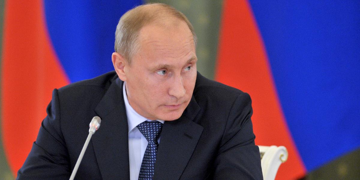 Rusi vyzdvihli nesúhlas Britov s útokom na Sýriu, Cameron je sklamaný