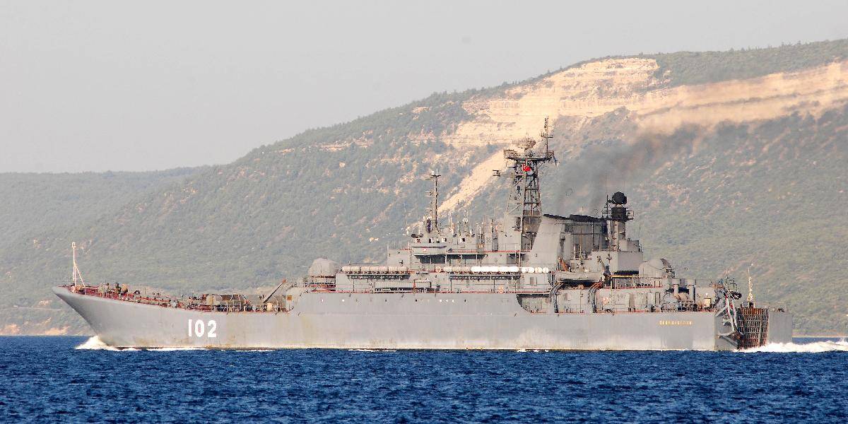 Ruské lode v Stredozemnom mori sú schopné evakuovať Rusov zo Sýrie
