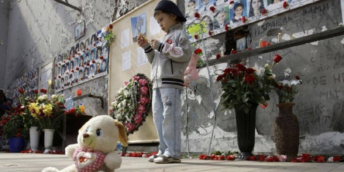 Beslan si pripomína deväť rokov od tragickej rukojemníckej drámy