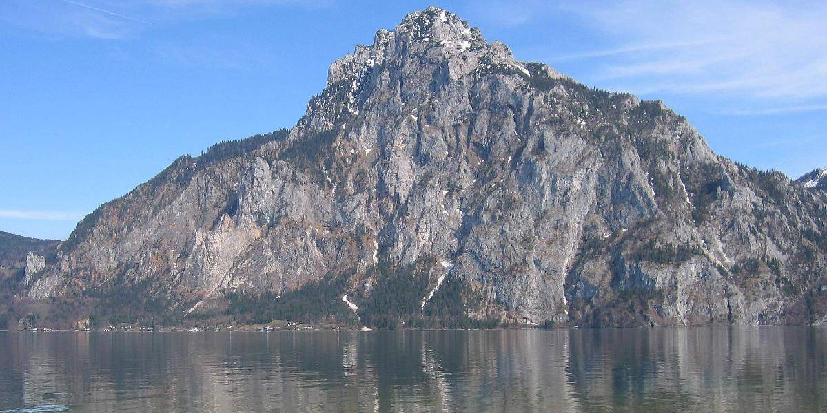 Na rakúskej hore Traunstein zachránili dvojicu slovenských horolezcov