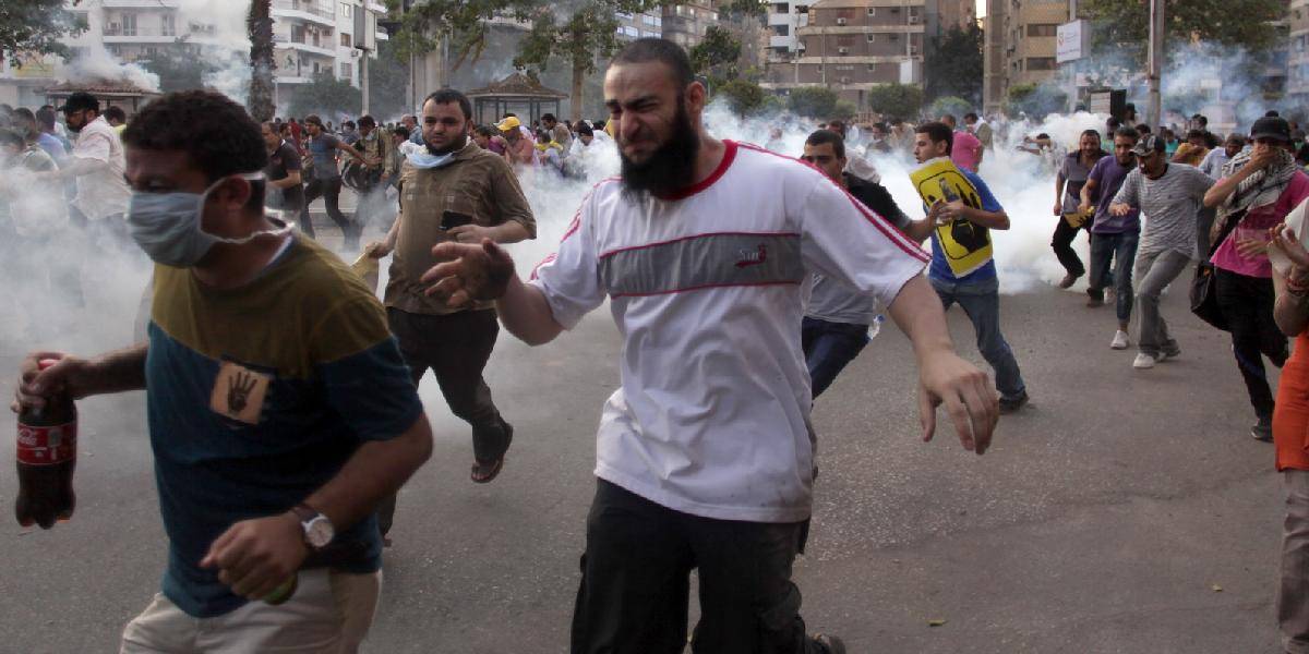 Výbuch granátu v centre Káhiry zranil dvoch ľudí