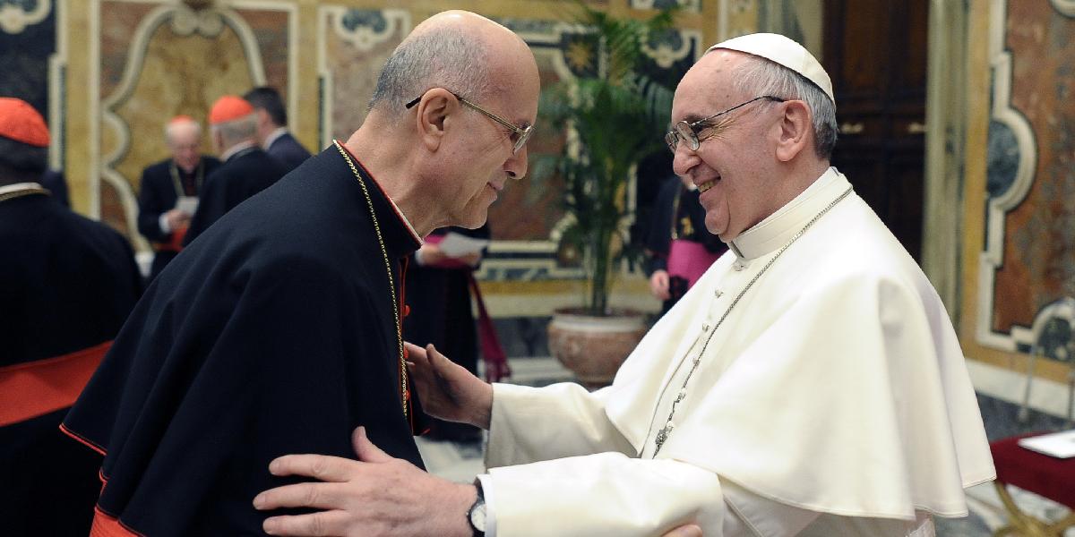 Odvolaný vatikánsky šéf diplomacie: Svätá stolica je plná zmijí a udavačov