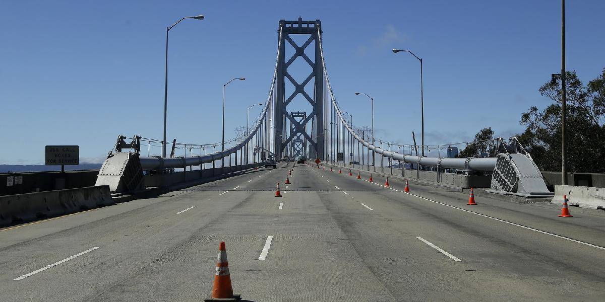 Sanfranciský záliv preklenul nový most za 6,4 miliardy