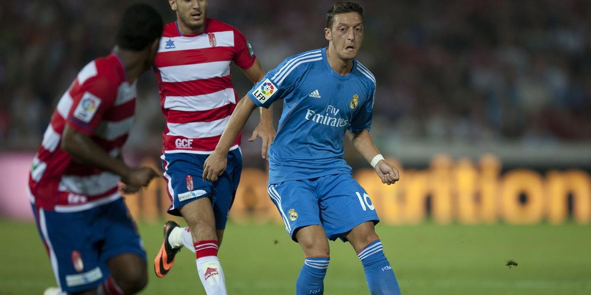 Özilov odchod vyvolal v Reale Madrid búrku