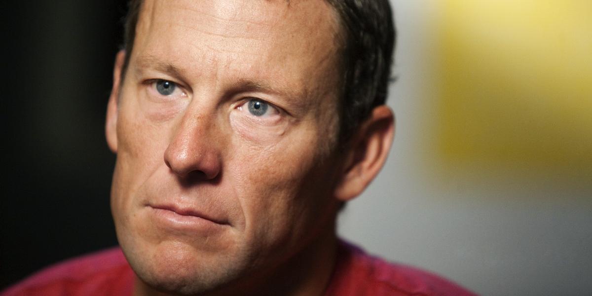 Armstrong musí prezradiť, kto vedel o jeho dopingu