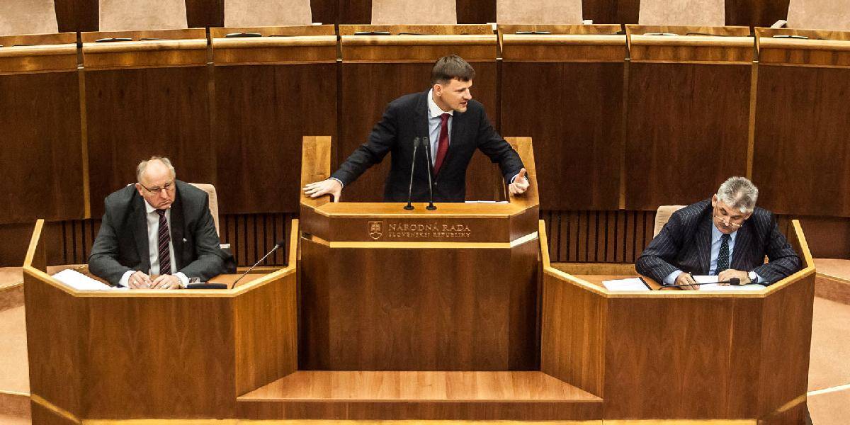 Hlina opäť úradoval: Zablokoval parlament, Kaliňák si ho nechcel vypočuť!