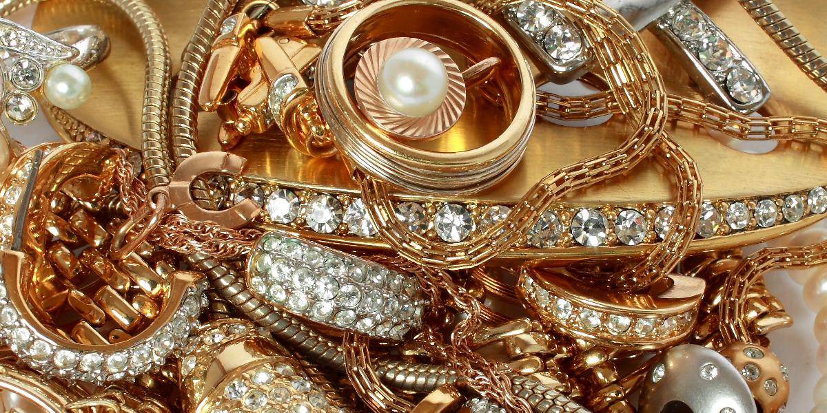 Lupiči v centre Paríža vyrabovali klenotníctvo, zobrali šperky za 2 milióny!