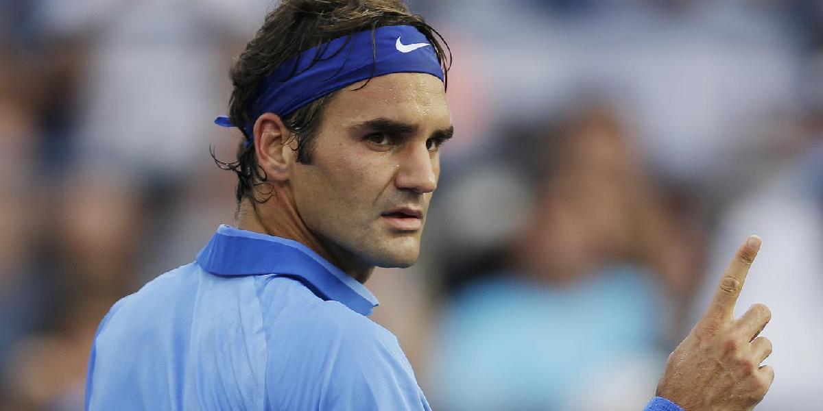 Federer v Šanghaji vo štvorhre s domácim hráčom