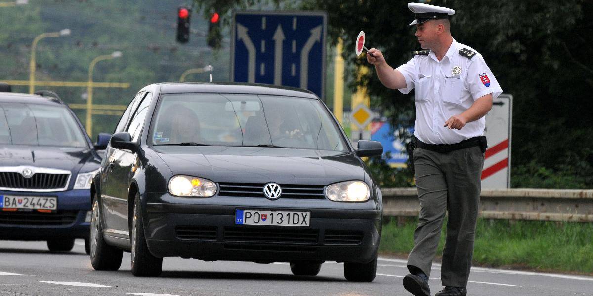 Vodiči pozor: V Bratislavskom kraji si na vás posvietia policajti