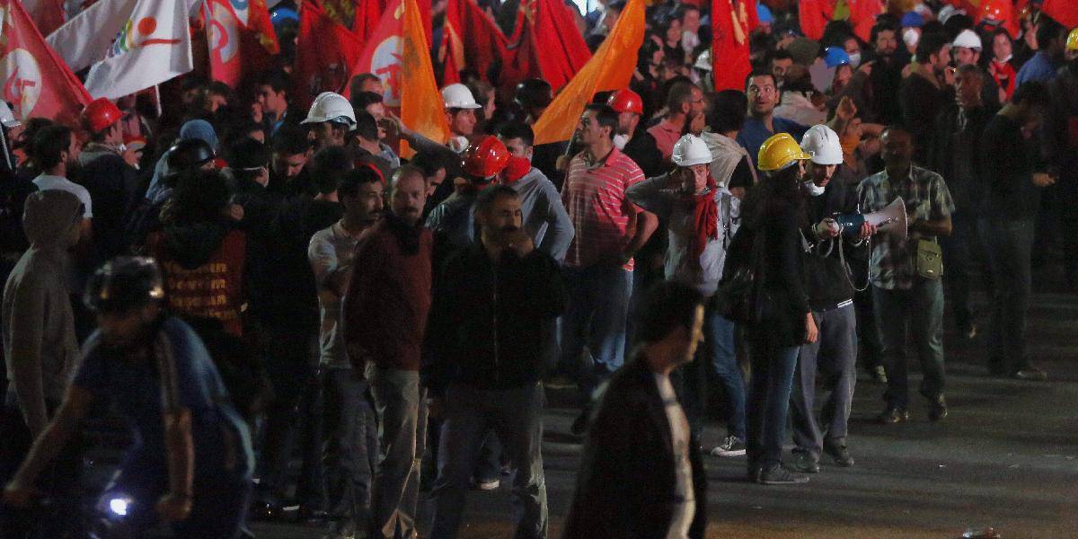 V Turecku sa opäť konali protivládne demonštrácie