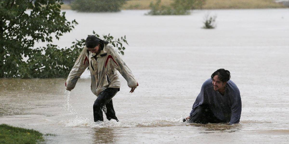 Úrady v Colorade nariadili kvôli záplavám evakuáciu tisíckam ľudí