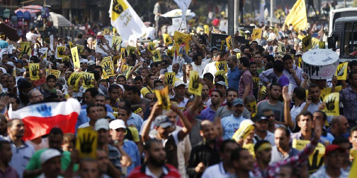 Za Mursího v Egypte opäť demonštrujú tisíce ľudí