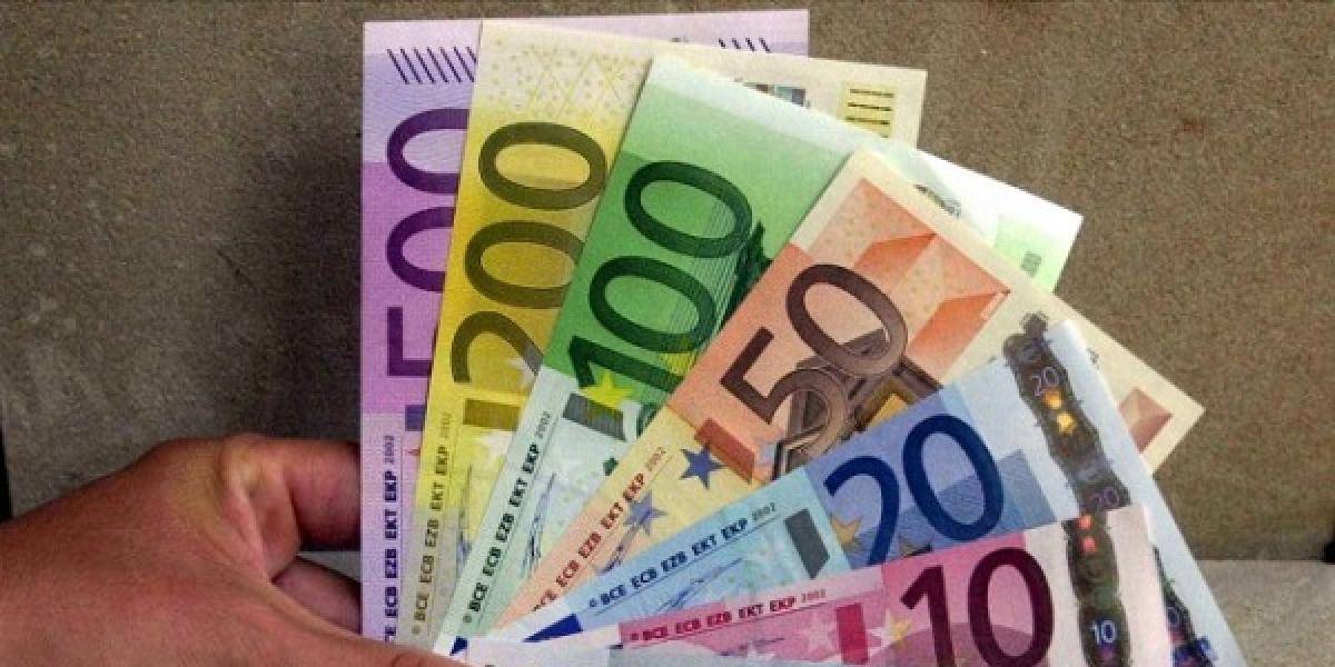 Ideálna splátka Slovákov pri spotrebných úveroch je 106 eur