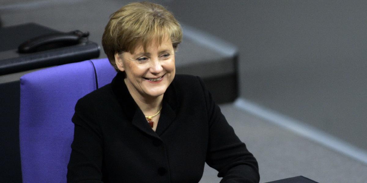 Merkelová naďalej odmieta spoločné dlhopisy v eurozóne