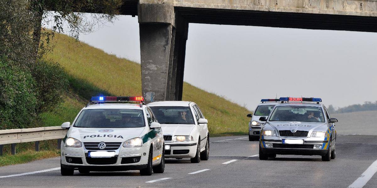 Policajti budú od nového roka jazdiť na inteligentných autách