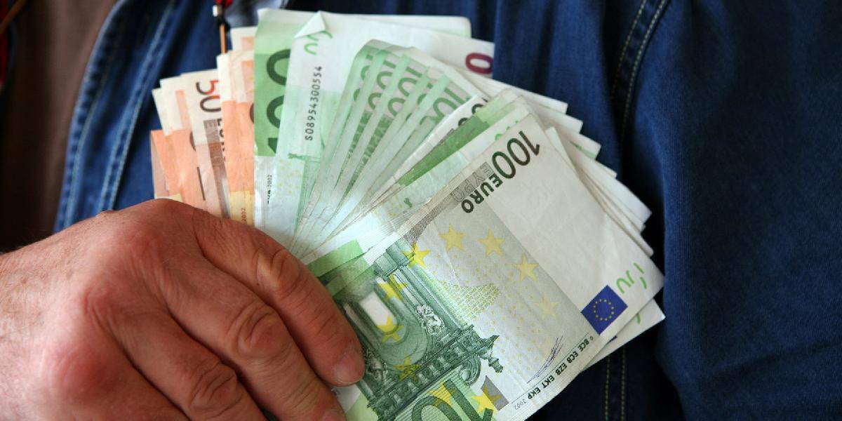 Spotrebné úvery Slováci najčastejšie investujú do bývania či kúpy auta