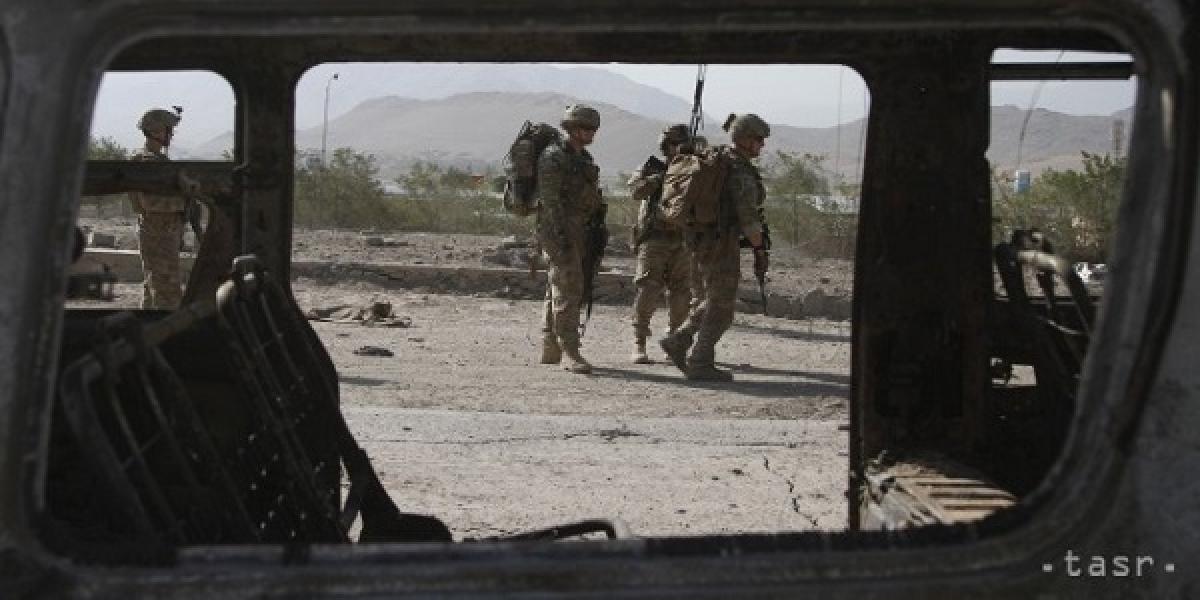 Muž v uniforme bezpečnostných zložiek zastrelil troch vojakov ISAF