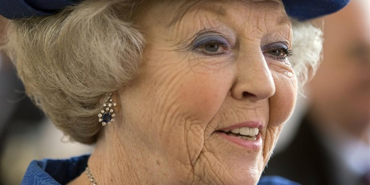 Bývalá holandská kráľovná Beatrix si zlomila lícnu kosť
