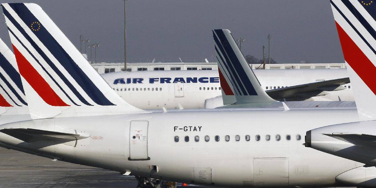 Pre tonu kokaínu v stroji Air France zadržali vo Venezuele troch ľudí