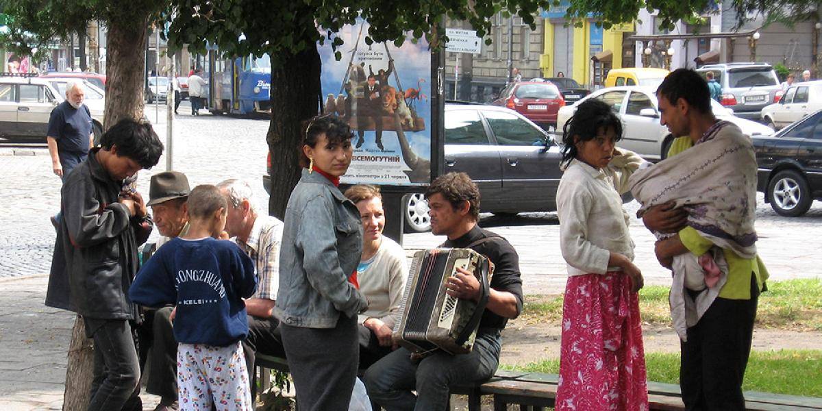 Podľa nového Atlasu komunít žije na Slovensku viac ako 400-tisíc Rómov