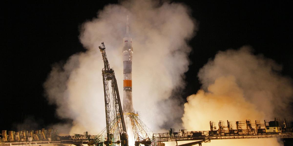 Sojuz priviezol na ISS troch nových astronautov