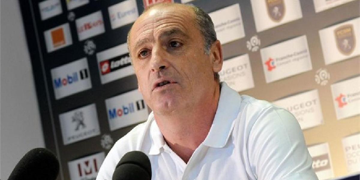 Sochaux bez trénera, vedenie prijalo Hélyho rezignáciu