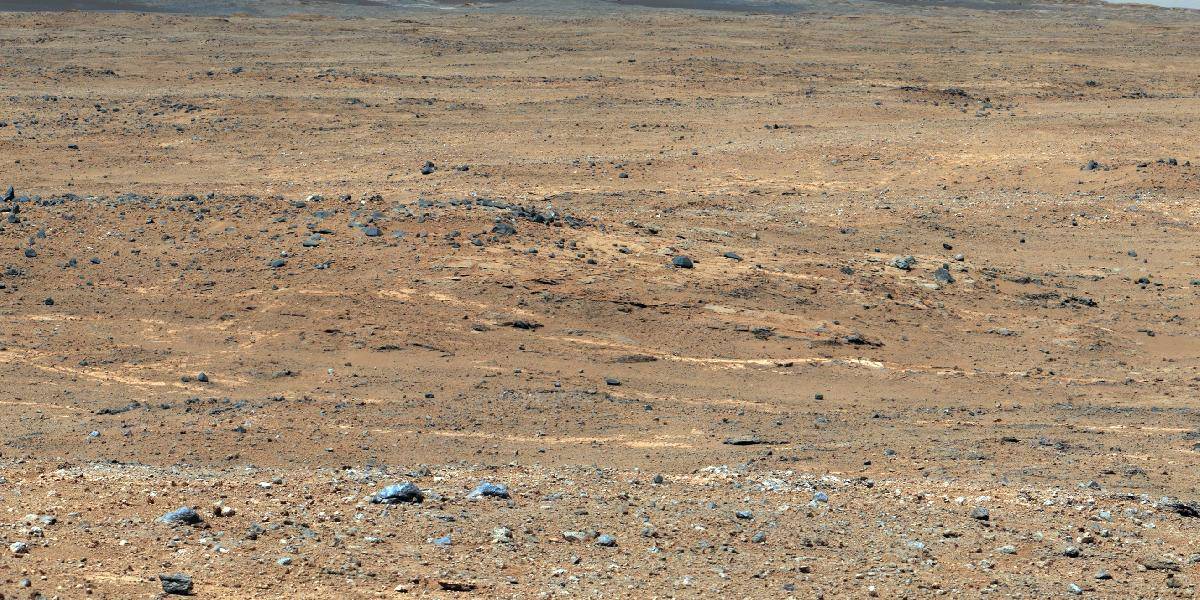 Sonda Curiosity zistila, že pôda na Marse obsahuje vodu