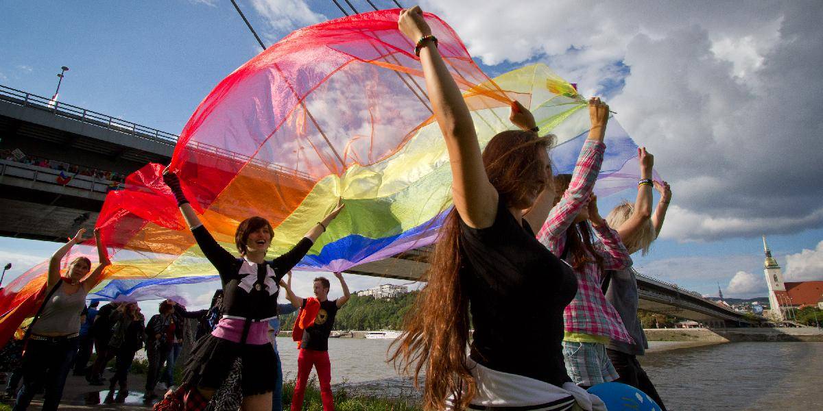 Belehrad v piatok rozhodne, či povolí Gay Pride
