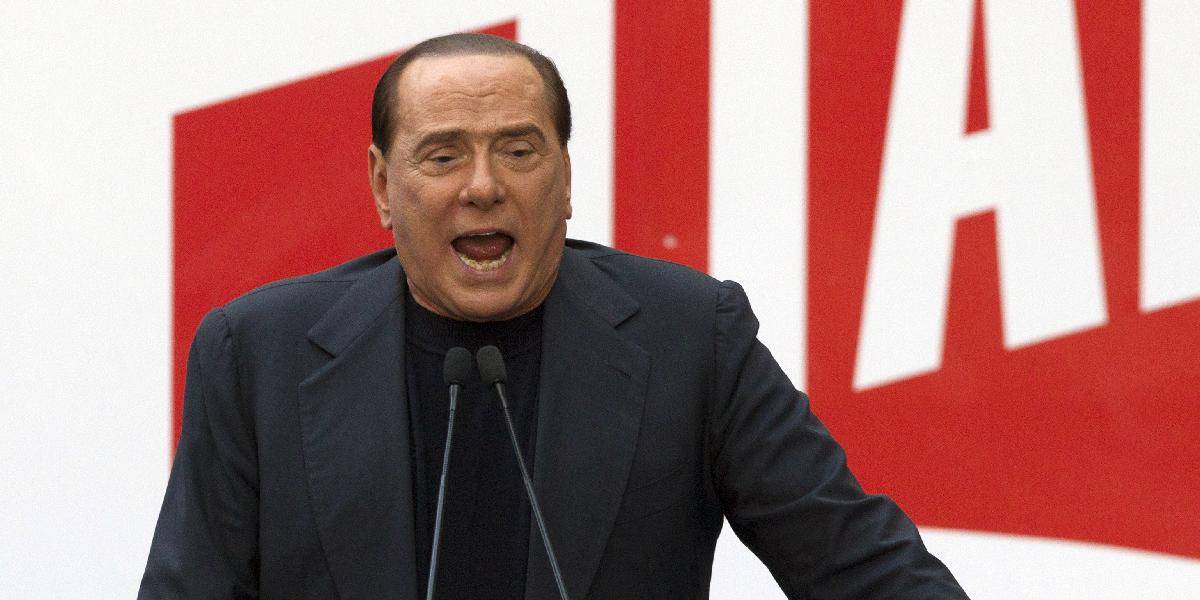 Taliansky prezident predčasné voľby nechce, Berlusconi ich presadzuje