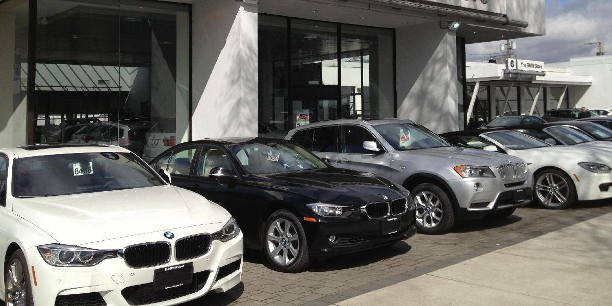 Najväčší predajca BMW na Slovensku zatvára predajne a servisy, hrozí prepúšťanie