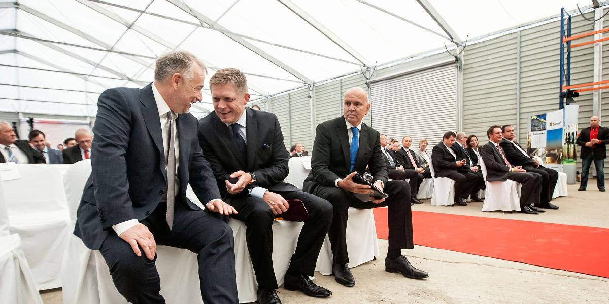 Šéfa MOL-u, ktorý vlastní aj Slovnaft hľadá Interpol!