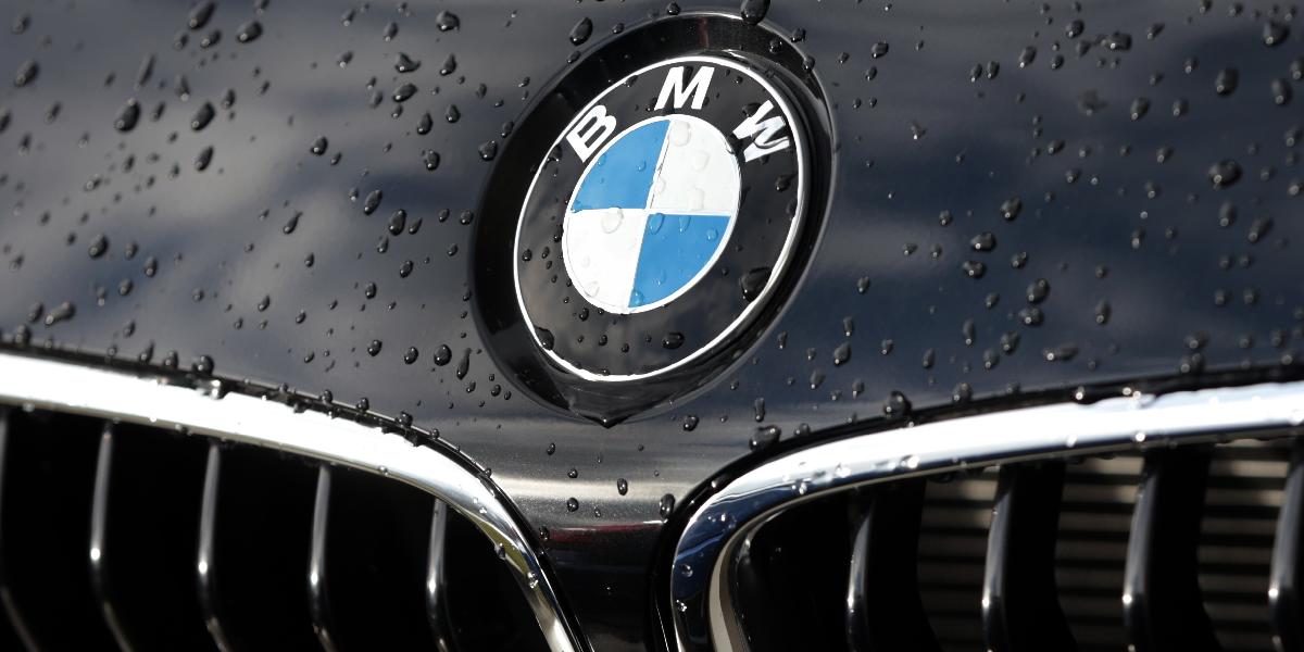 Tempus v pondelok opäť otvorí predajne a servisy BMW