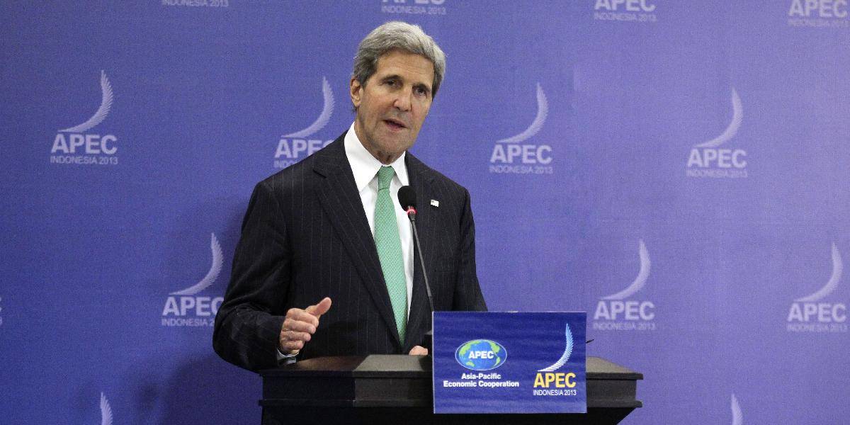 Kerry: Rozpočtová kríza neovplyvní globálne záväzky USA
