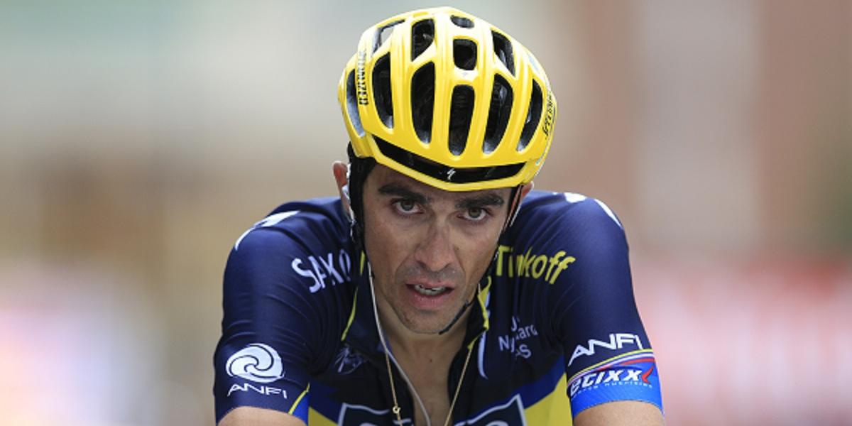 Contador súhlasil pre záchranu tímu so znížením platu