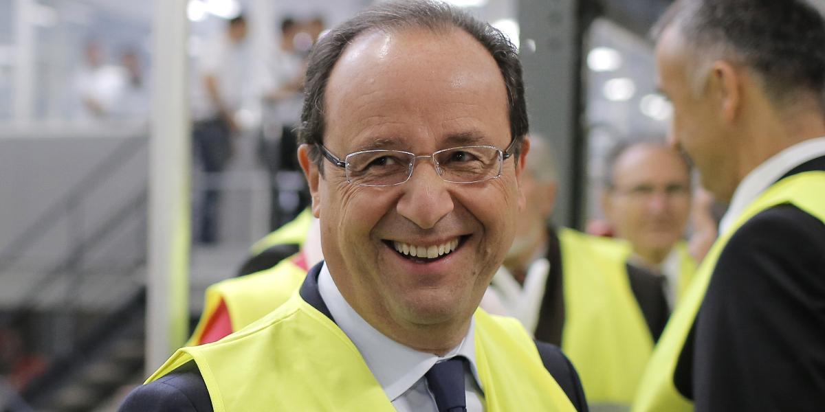 Hollande vyzval Alcatel, aby prehodnotil prepúšťanie vo Francúzsku