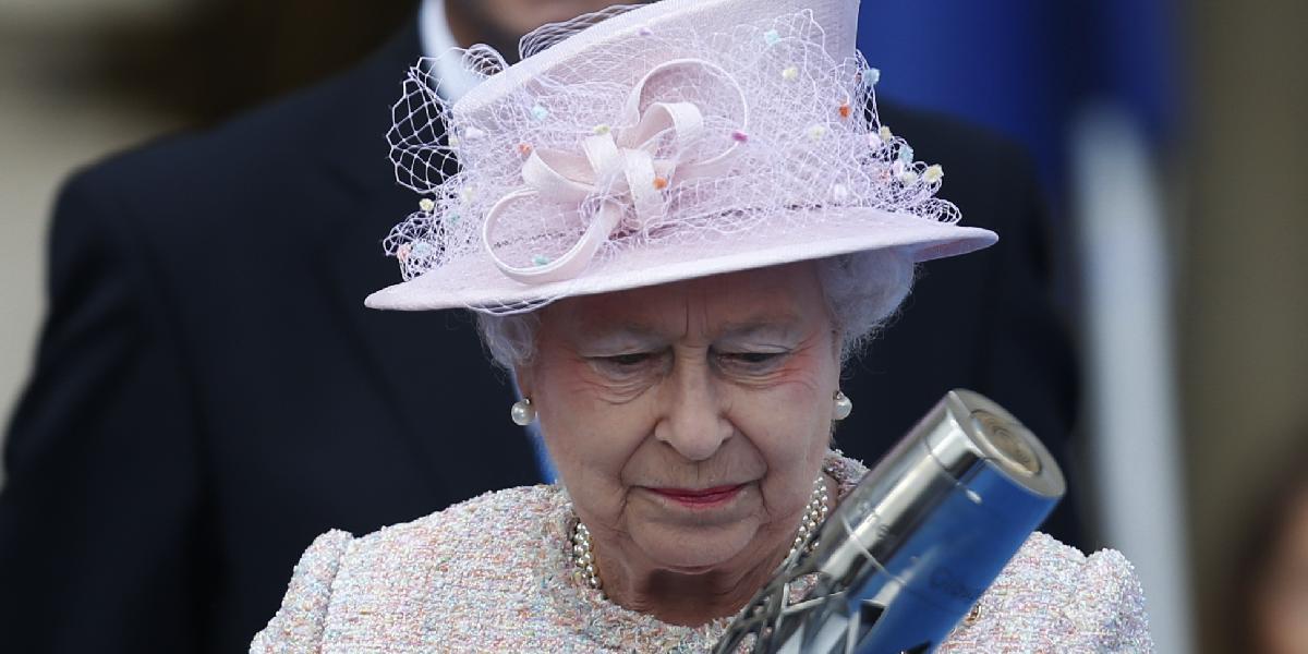 Alžbeta II. odštartovala štafetu pred Hrami Commonwealthu