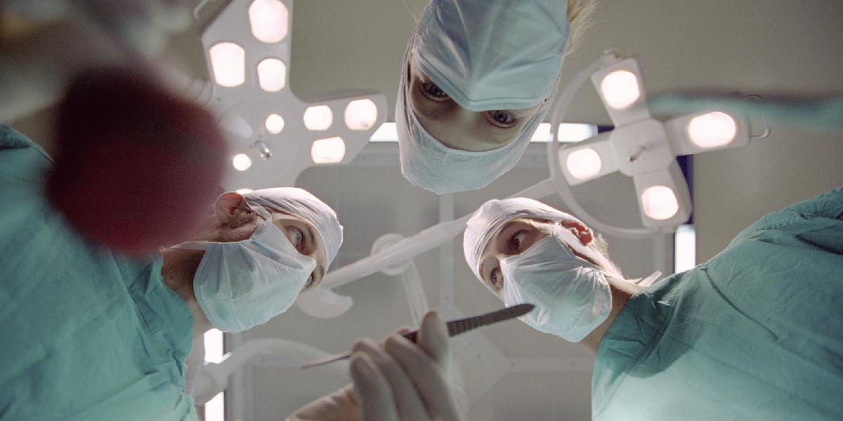 Pacientka zomrela po zápale slepého čreva, obvinili troch lekárov z Prešova!