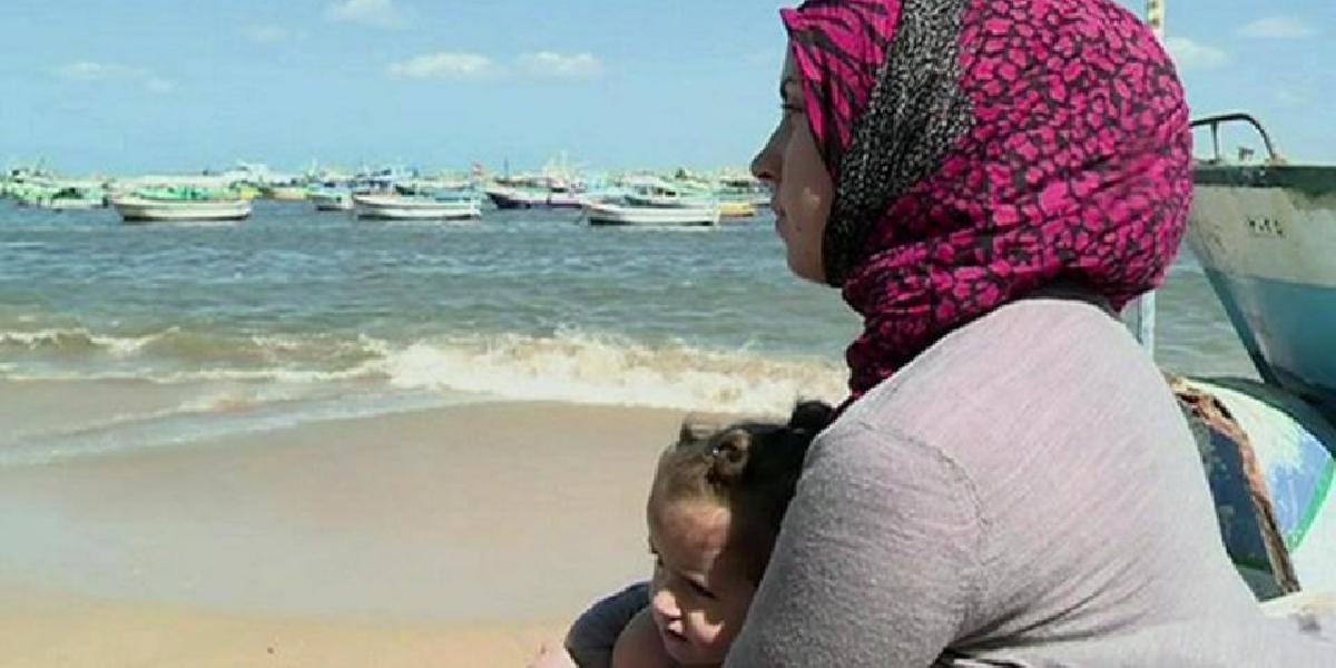 Najmenej 12 migrantov zahynulo po potopení lode pri Alexandrii
