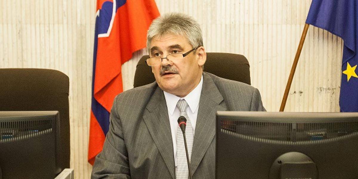 Richter chce zvýšiť vianočné dôchodky ešte tento kalendárny rok