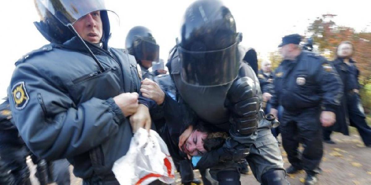 Polícia zatýkala počas demonštrácie homosexuálov v Petrohrade