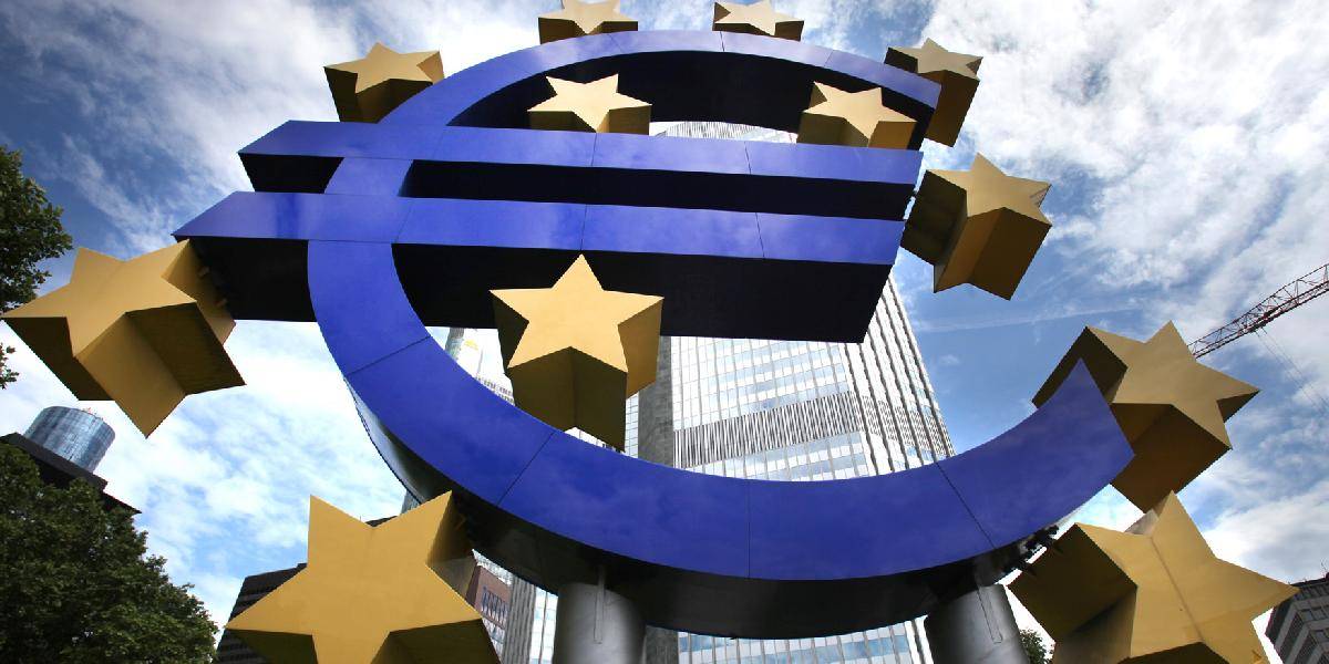 Ministri financií EÚ súhlasia, aby ECB vykonávala bankový dozor