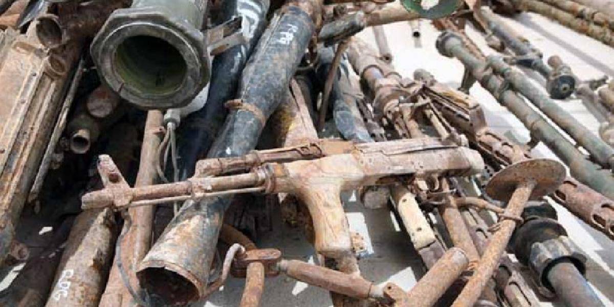 Polícia v obci Davidov zaistila desiatky kusov zbraní z druhej svetovej vojny