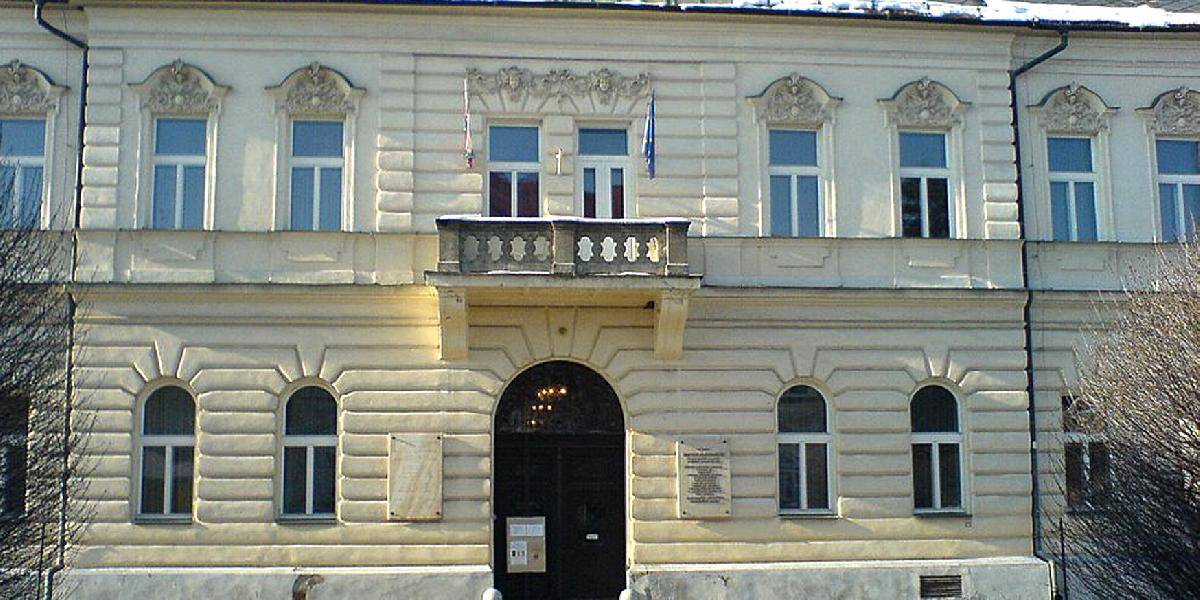 Opozícia chcela zakázať eštebákov v Matici slovenskej, delegáti nesúhlasili